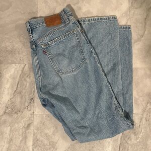 Classic Blue LEVI Denim Jeans